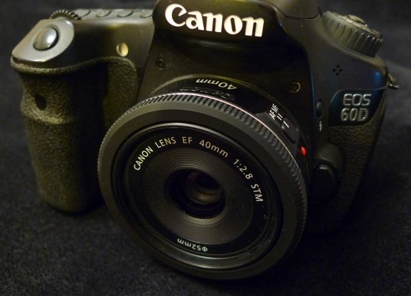 Canon 40mm f/2.8 STM Lens