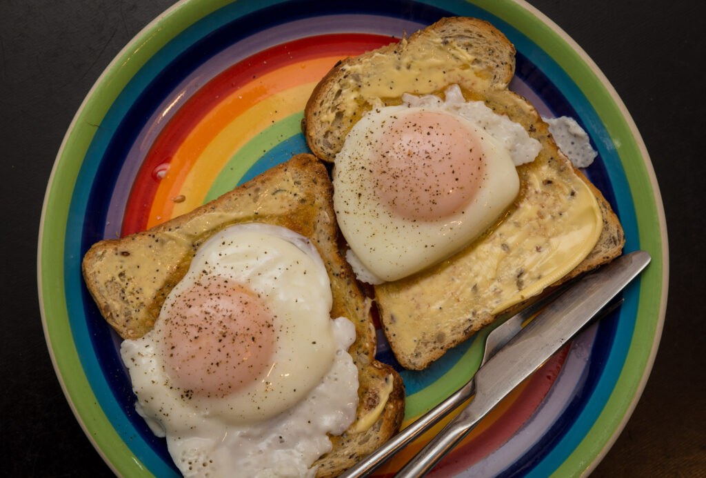 Poached eggs on toast